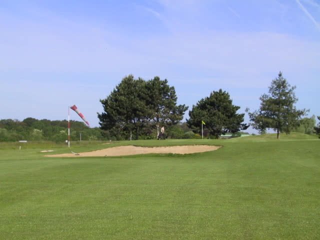 Académie de l’Île de Puteaux - Club house et installations