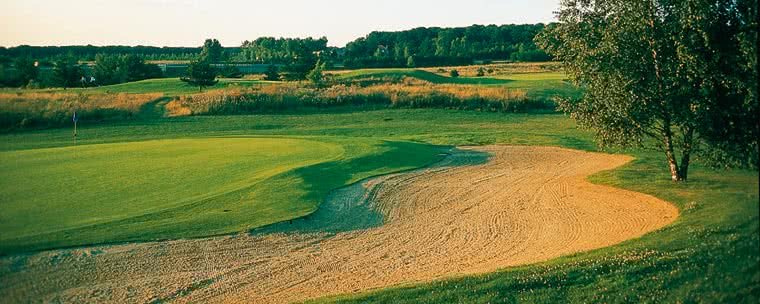 Golf Bluegreen saint Quentin en Yvelines - Fairway et green du parcours