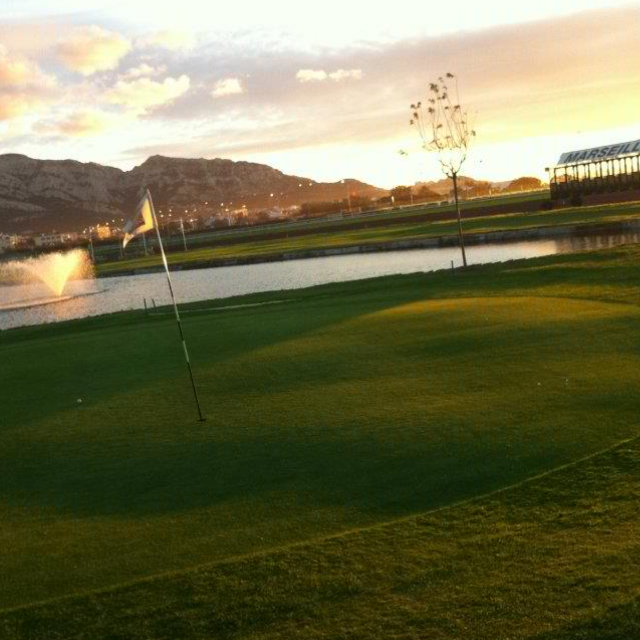 Golf UGolf Compact Marseille Borely