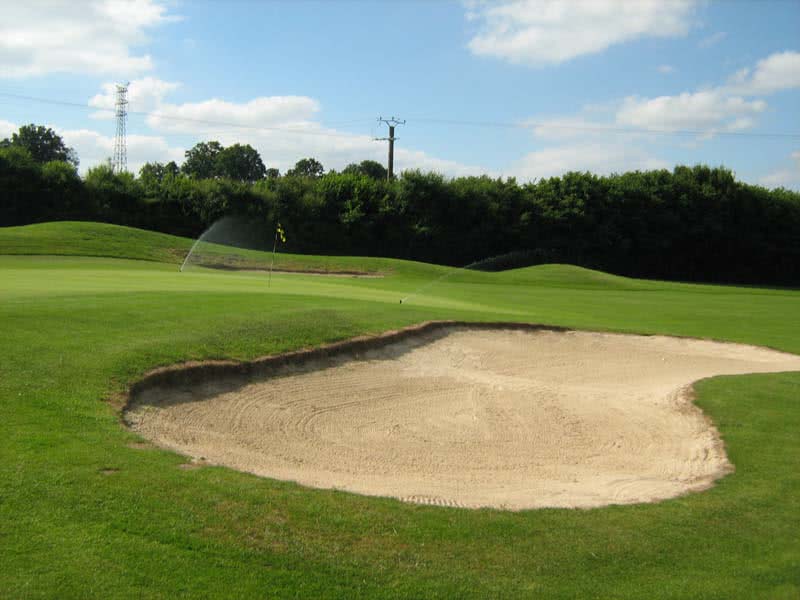 Golf d’Alençon en Arçonnay - Green et bunkers