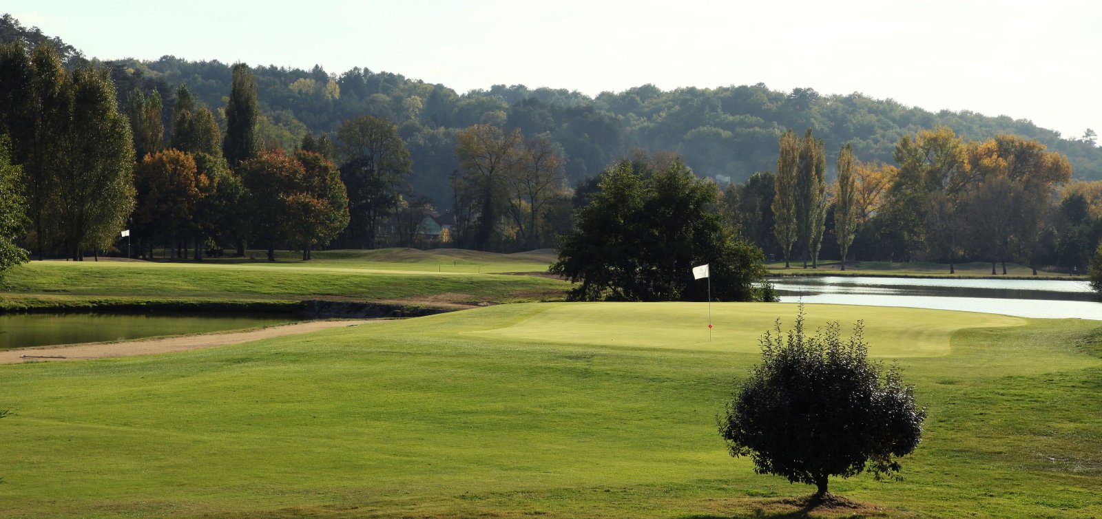 Golf d’Aubeterre - Green et bunkers
