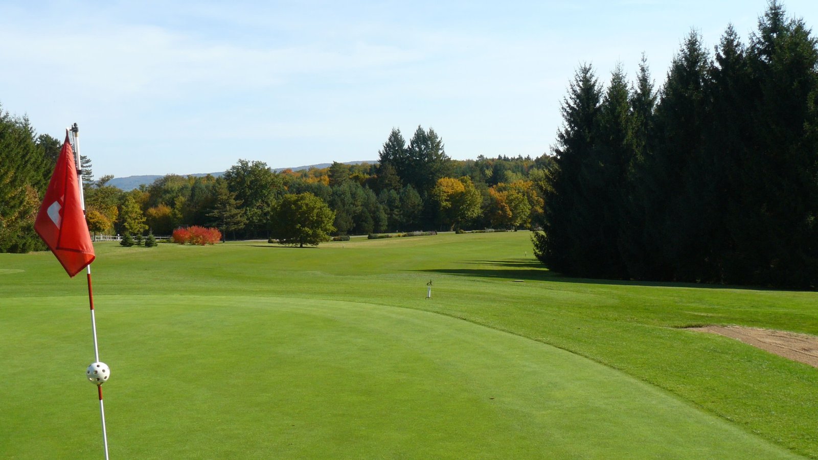Golf de Besancon - Fairway et green du parcours