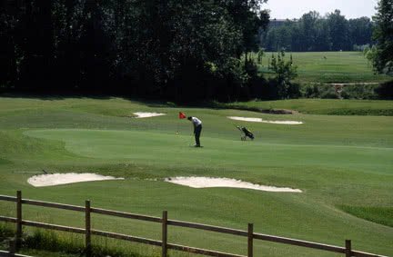Golf de Castres Gourjade - Fairway et green du parcours