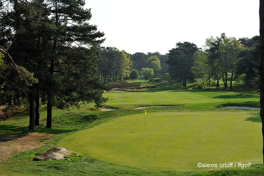 Golf de Fontainebleau - Fairway et green du parcours