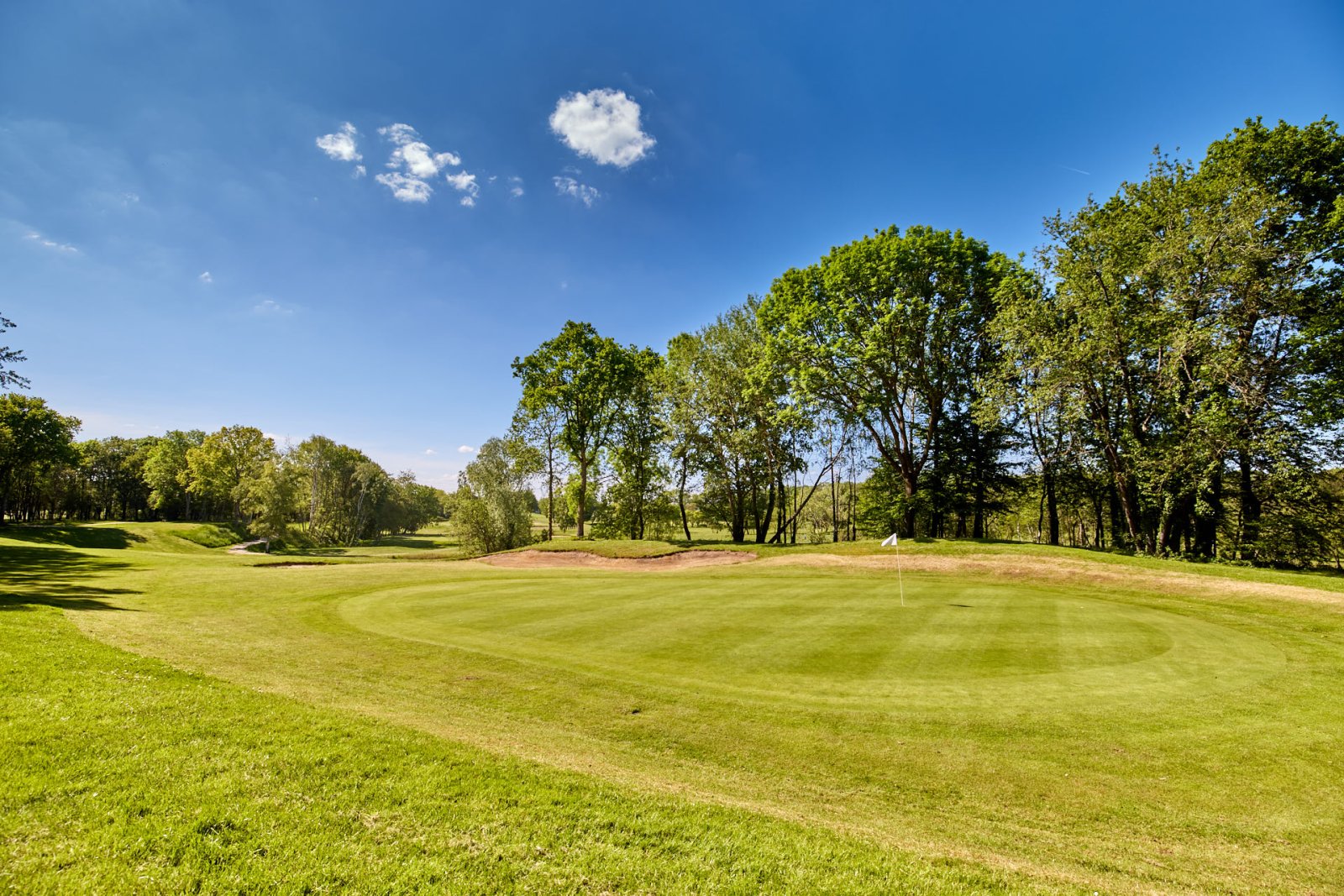 Golf Bluegreen Guerville - Green et bunkers