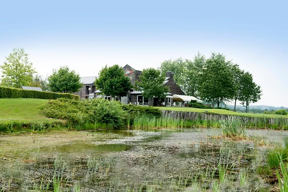 Golf de Macon la Salle - Green et bunkers