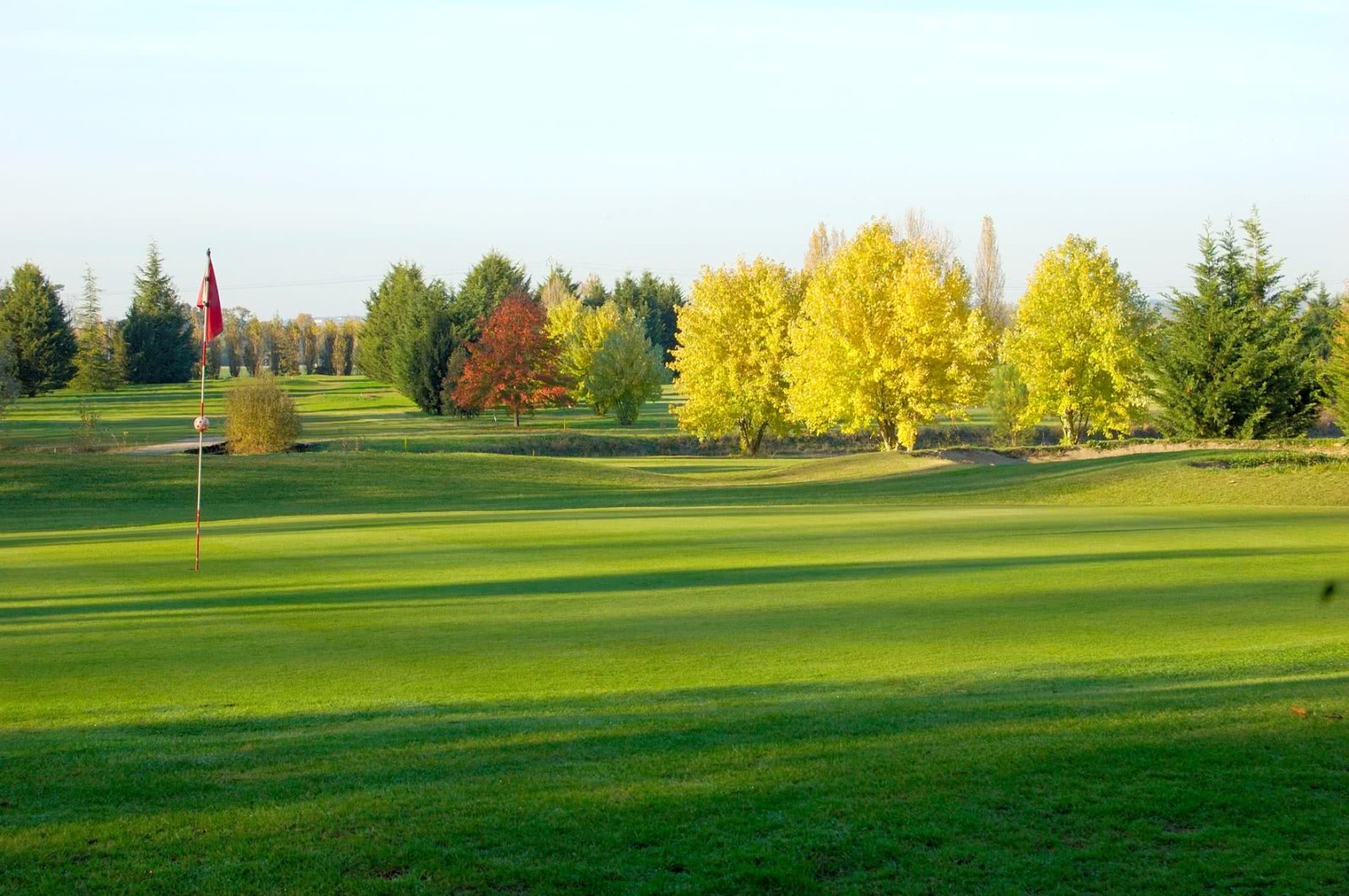 Golf de Montauban les Aiguillons - Club house et installations