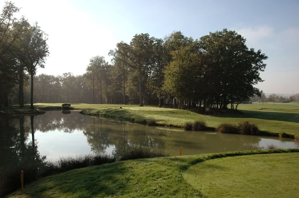 Golf de Montereau la Forteresse - Green et bunkers