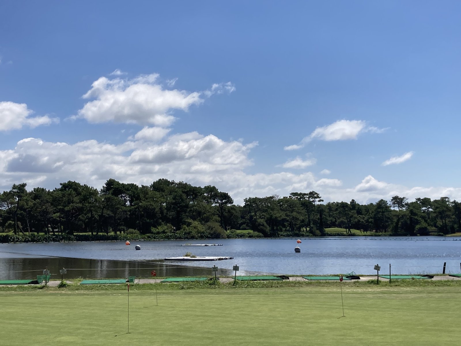 Golf de Pinsolle - Fairway et green du parcours