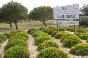 Golf de Trousse Chemise - Fairway et green du parcours