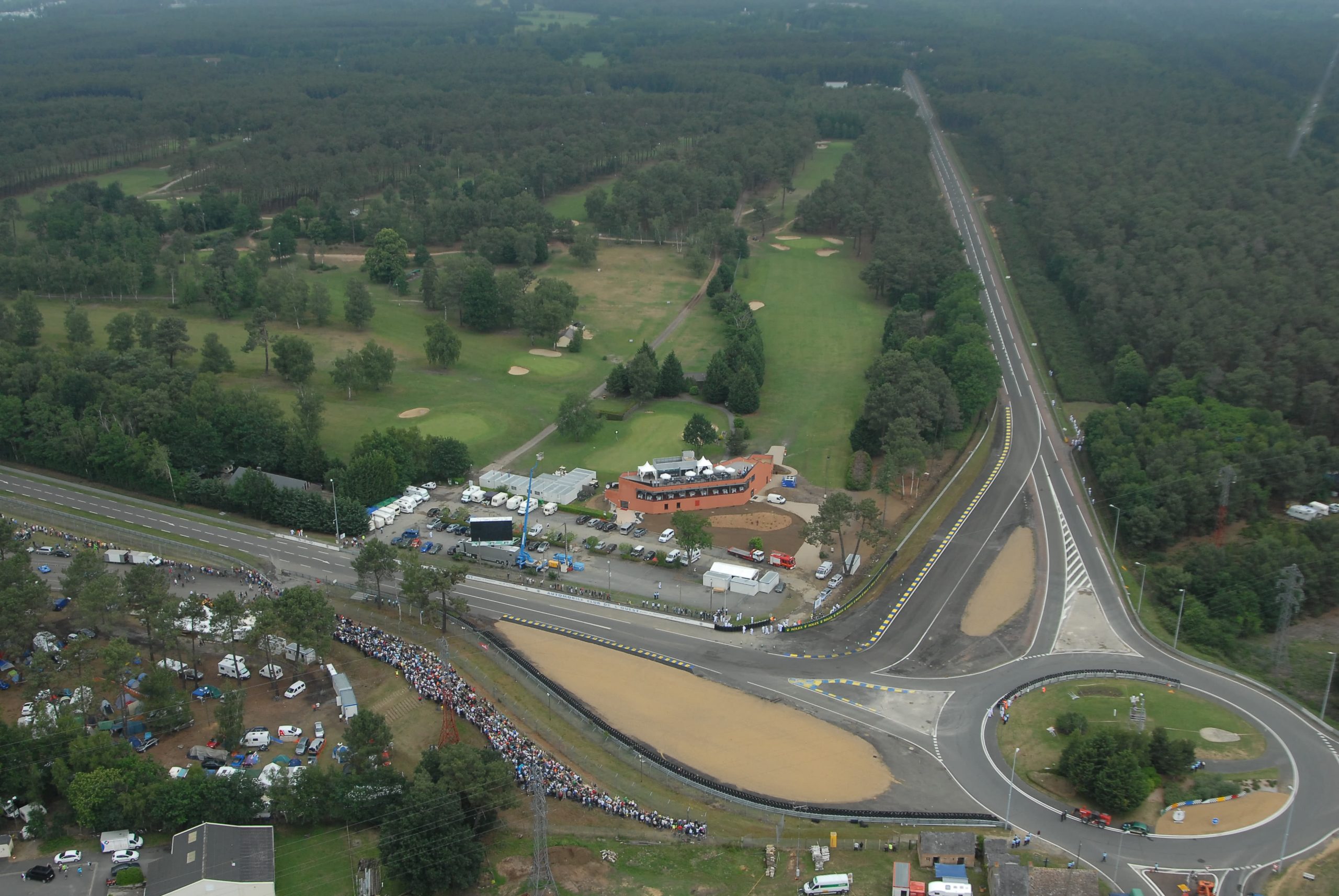 Golf des 24 Heures le Mans - Club house et installations