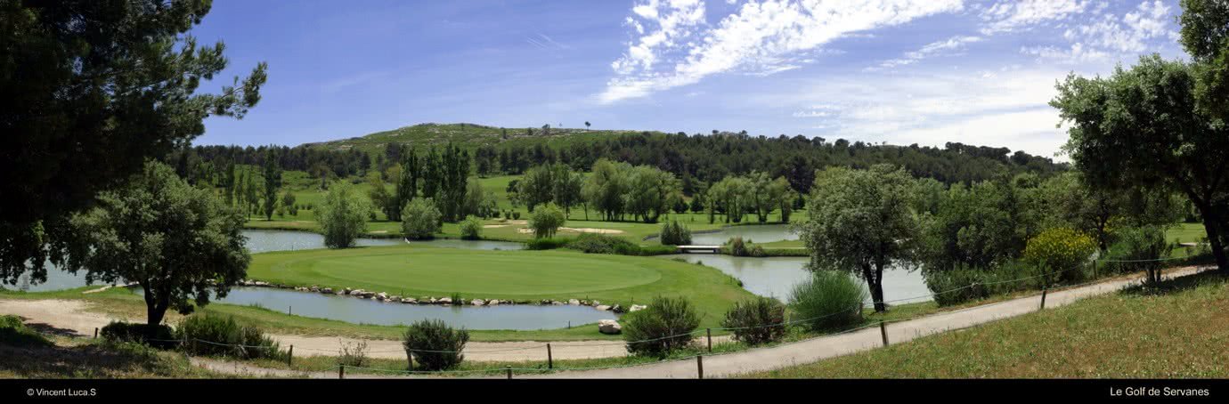 Golf Ouest Provence Miramas - Fairway et green du parcours