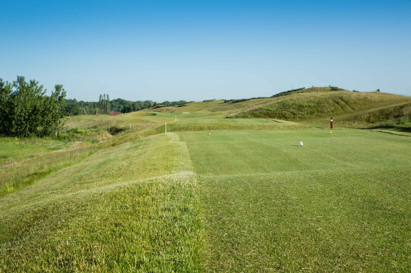 Merignies Golf Country Club - Club house et installations