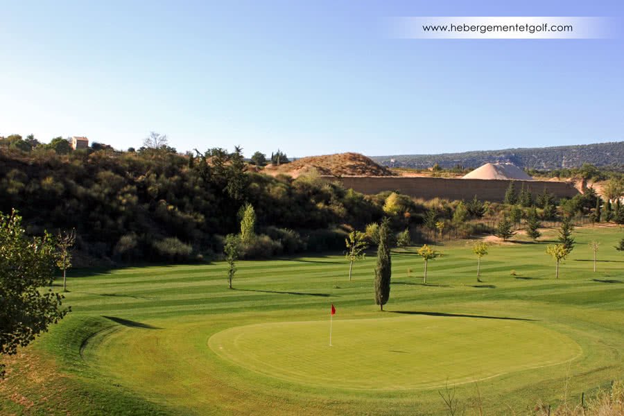 Golf des Ocres de Villars - Fairway et green du parcours
